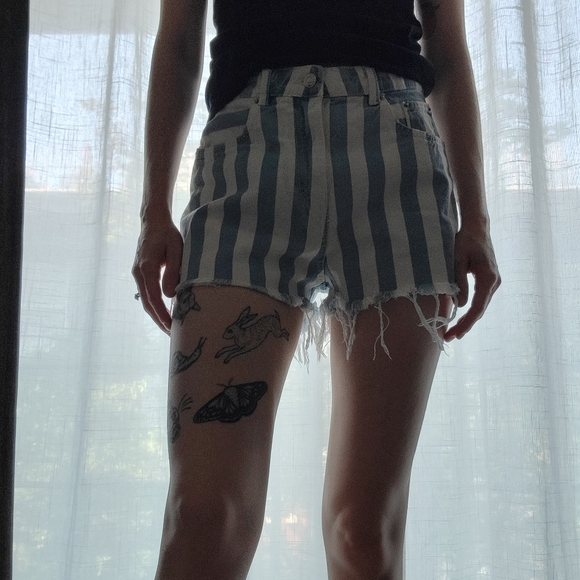 Jean shorts size 25 - Picture 5 of 7